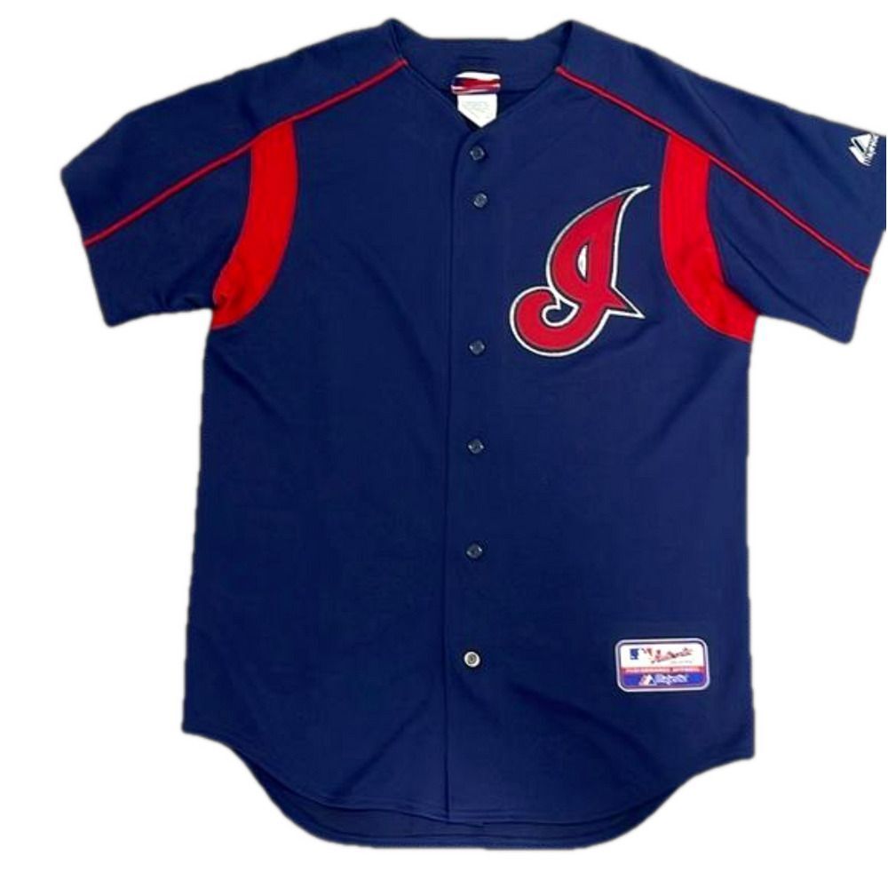 Vintage men’s Indians jersey